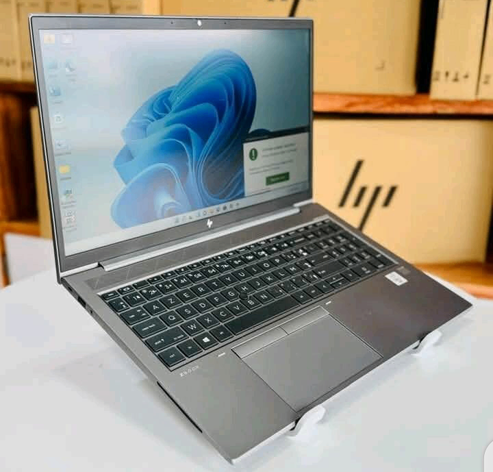 HP EliteBook 840 G8