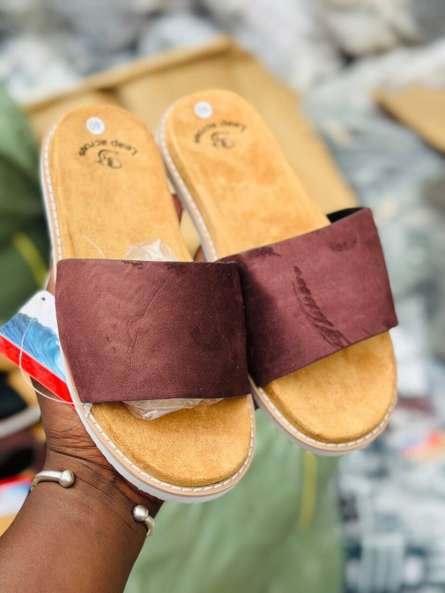 Sandales en cuir confortables
