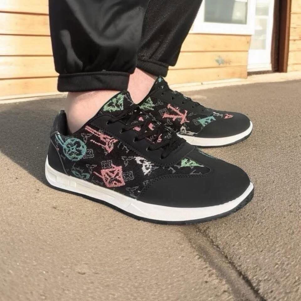 Baskets décontractées élégantes