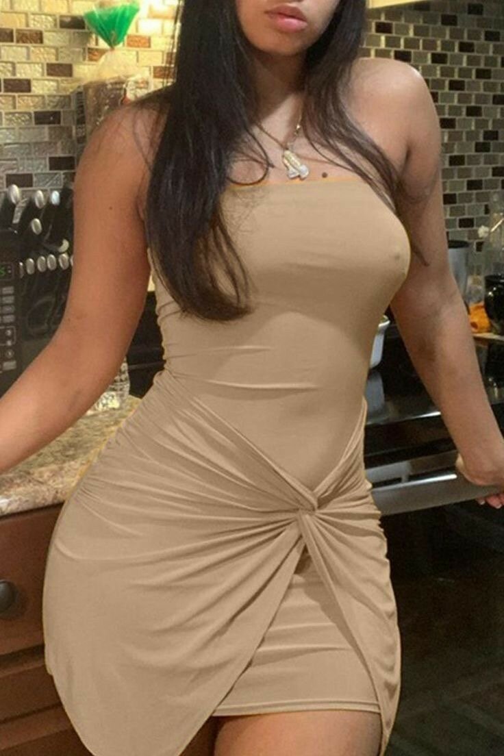 Robe élégante nouée