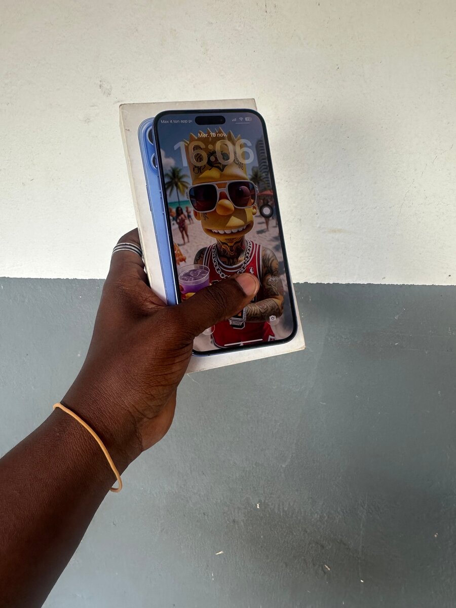 iPhone 16 plus 128giga