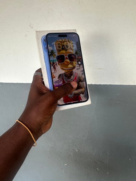 iPhone 16 plus 128giga