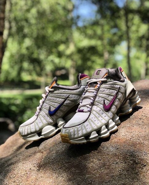 Baskets de sport amorties