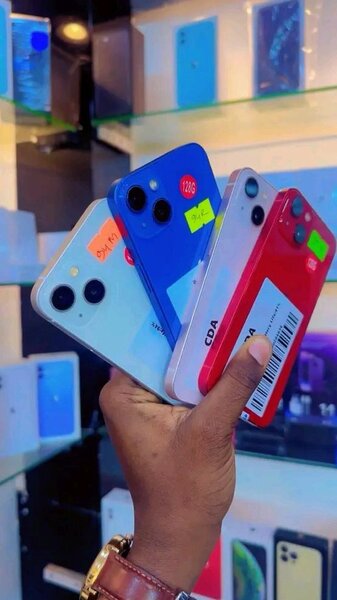 Téléphone portable iphone 13