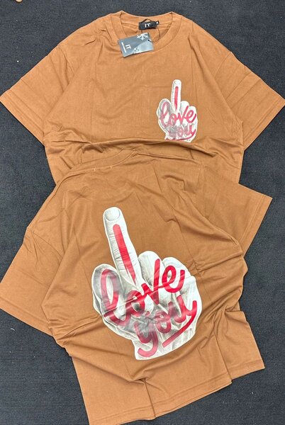 T-shirts graphiques tendance