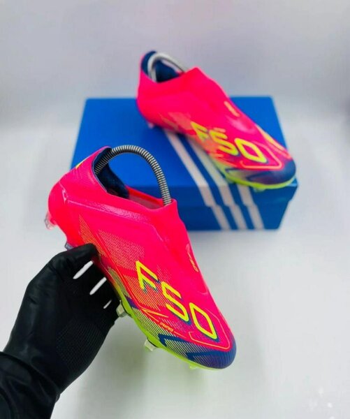 Chaussures de Football F50