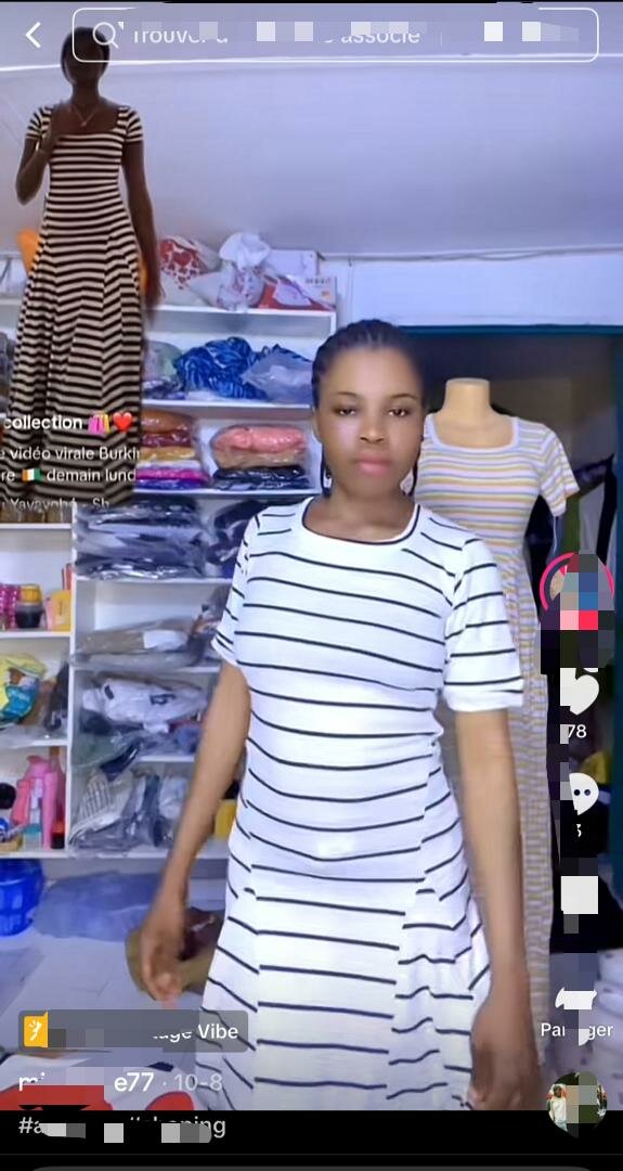 Robe Longue à Rayures Élégante