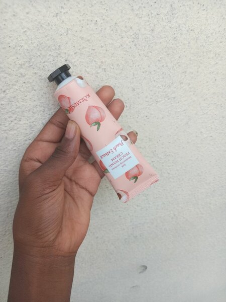 Crème mains pêche nourrissante