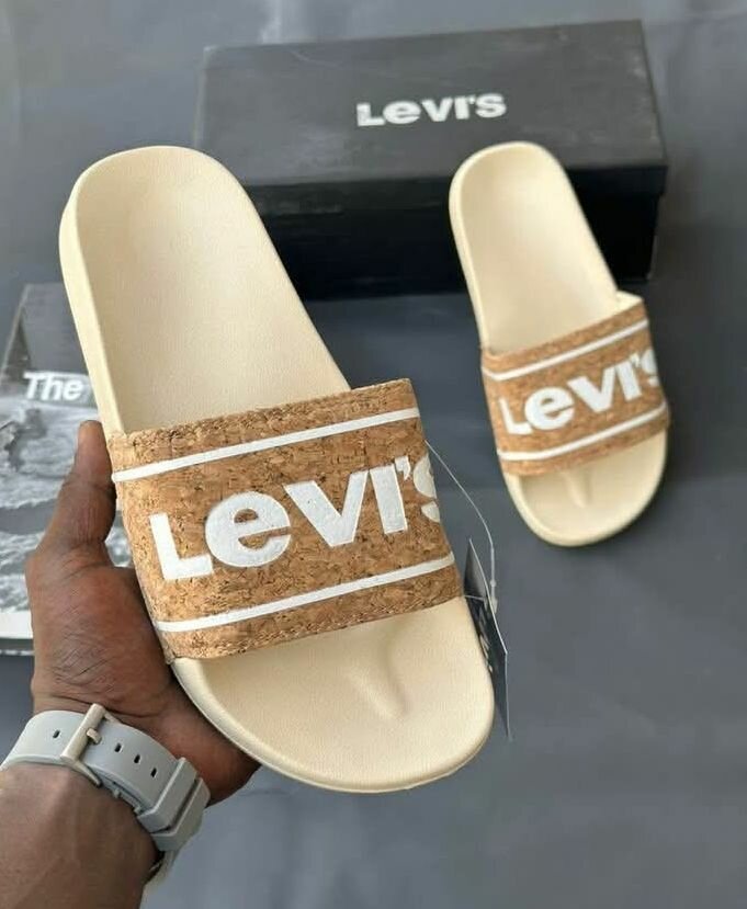 Claquettes Levi's homme tendance