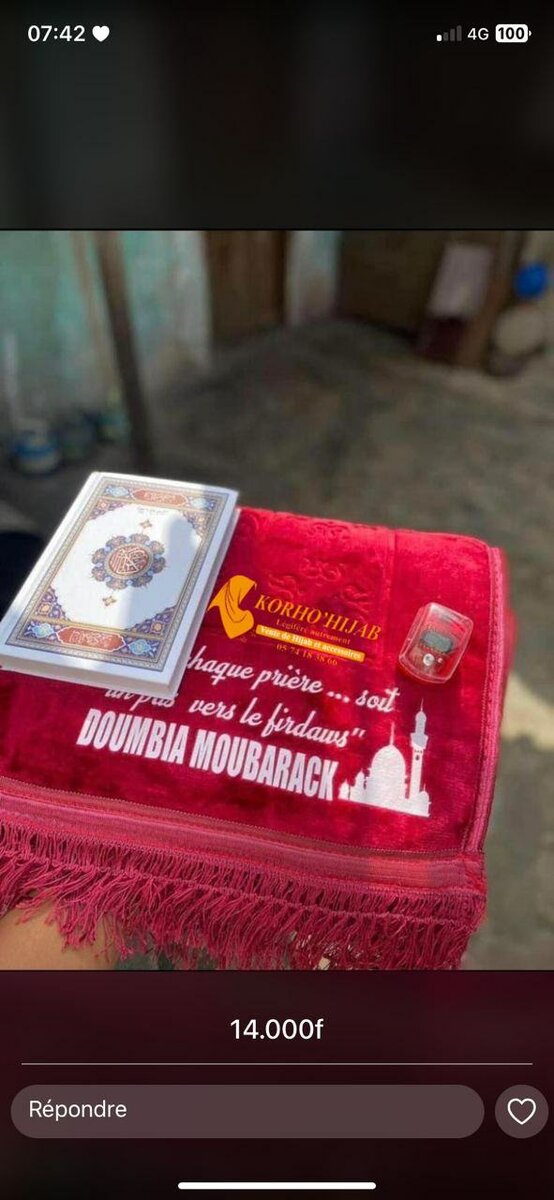 Tapis de Prière Rouge personna