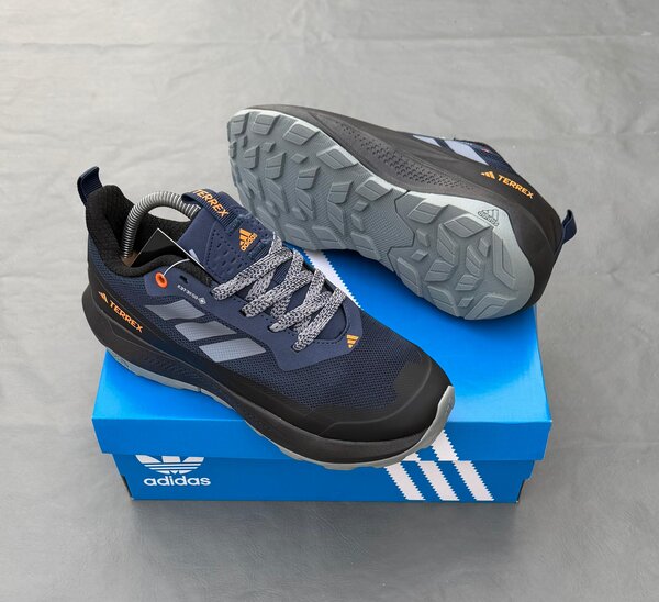 Baskets Adidas Terrex