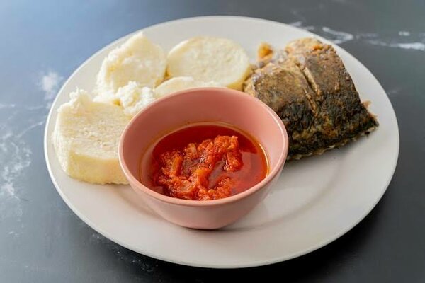 Plat de poisson et igname