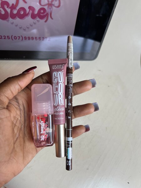 Ushas Glass Lip Liner et Gloss