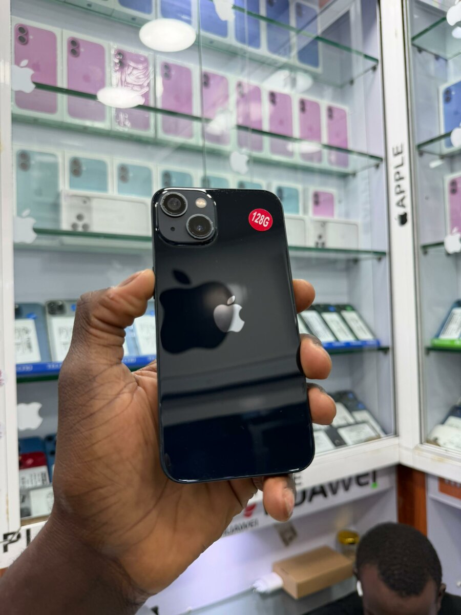 13 simple 128Go tout passe