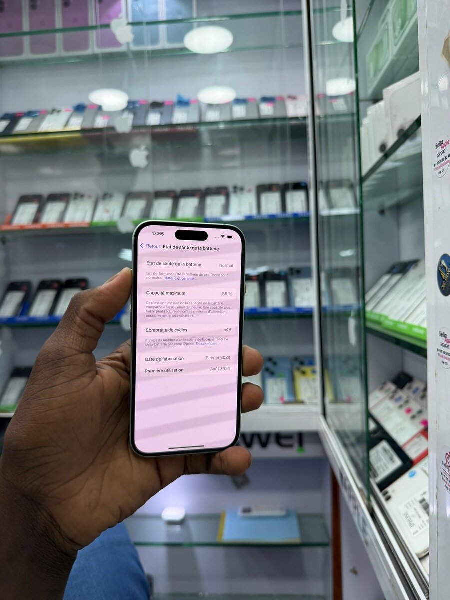 iPhone 15 Simple 128 Go