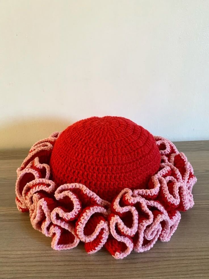 Chapeau cloche crocheté bohème