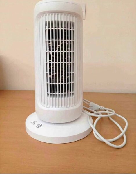 Radiateur tour oscillant compact