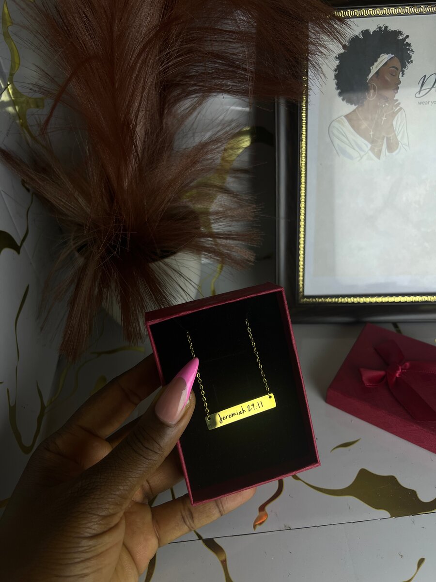 Collier Plaque Gravée Doré