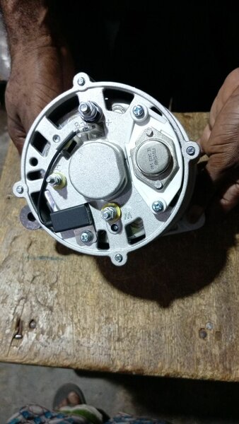 Alternateur Bosch12v