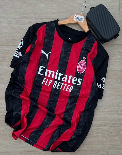 Maillots de football authentiques
