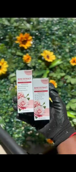 Extrait de Rose Hydratant Visage