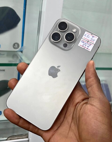 iPhone 15 pro Max 256GB