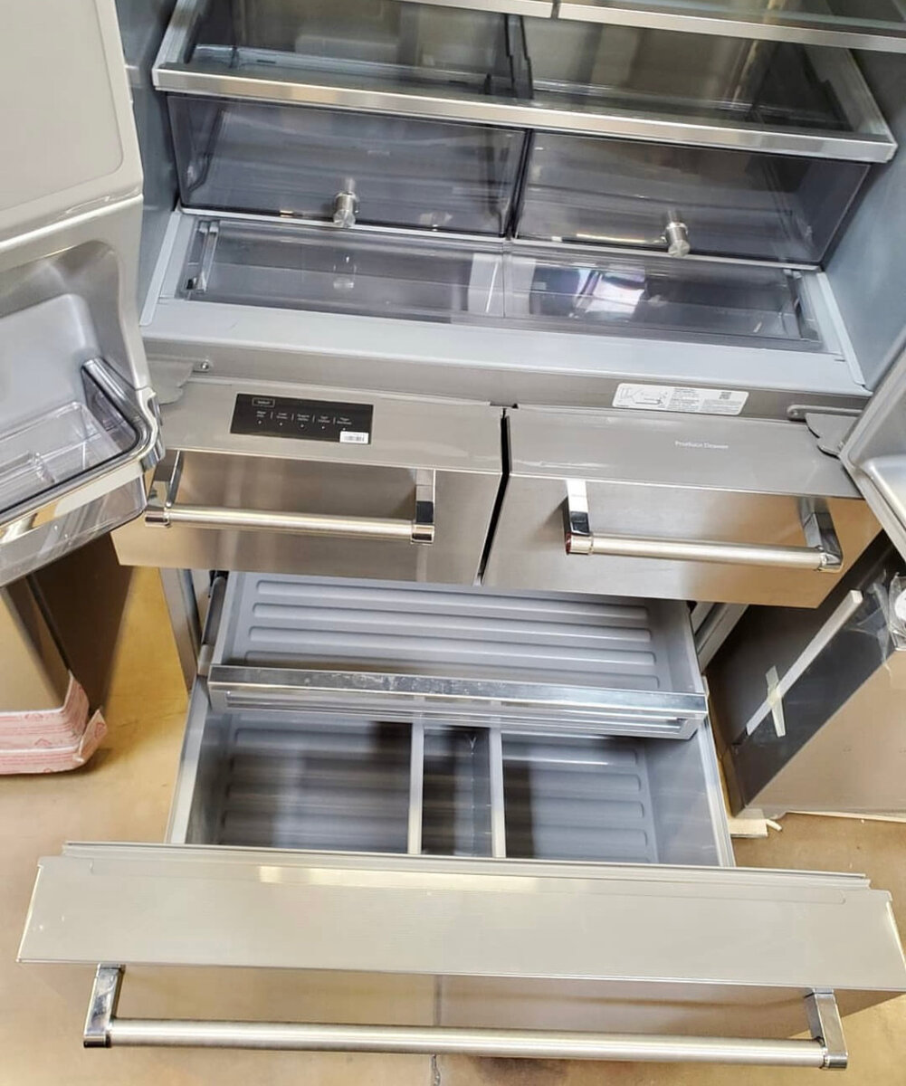 Réfrigérateur en acier inoxydable