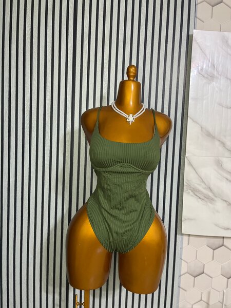 Maillot de bain une pièce chic