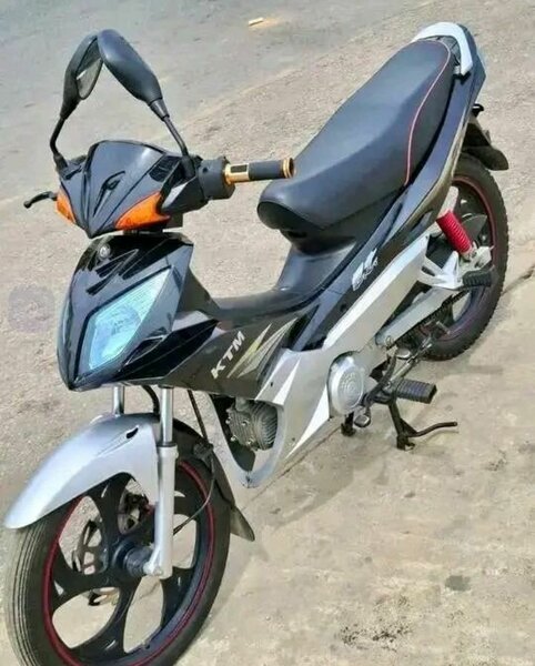 Moto sportive KTM