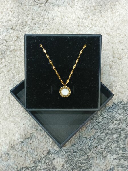 Collier pendentif reversible