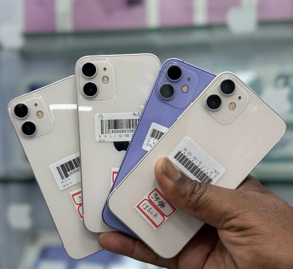 iPhone 12 mini