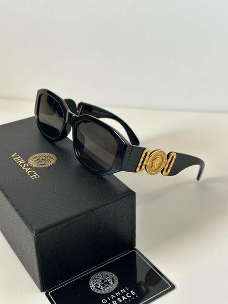 Lunettes de soleil élégantes