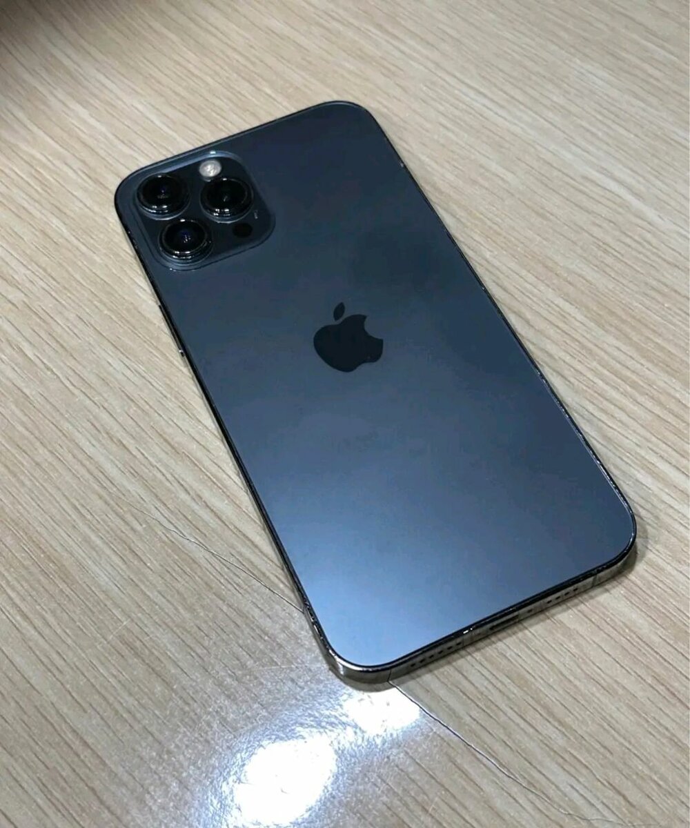 iPhone 12 Pro Max 256 Go Noir