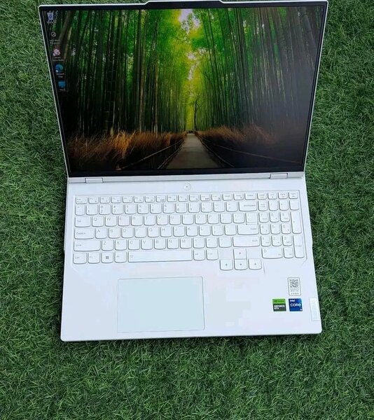 Laptop Lenovo Gaming 15"