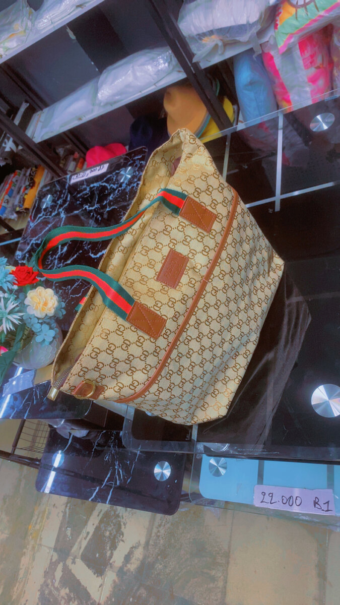 Sac à main élégant en toile