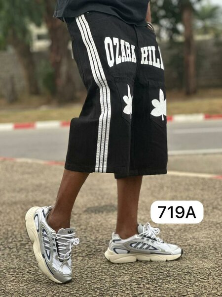 Jeans graffiti Balenciaga