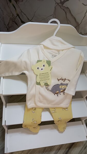 Pyjama bébé doux et mignon