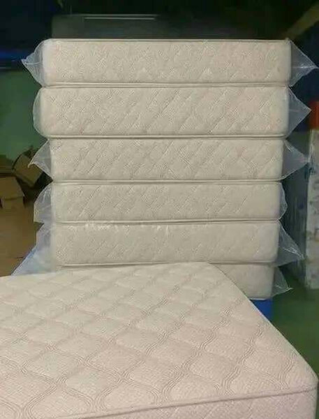 Matelas Confortable en Mousse