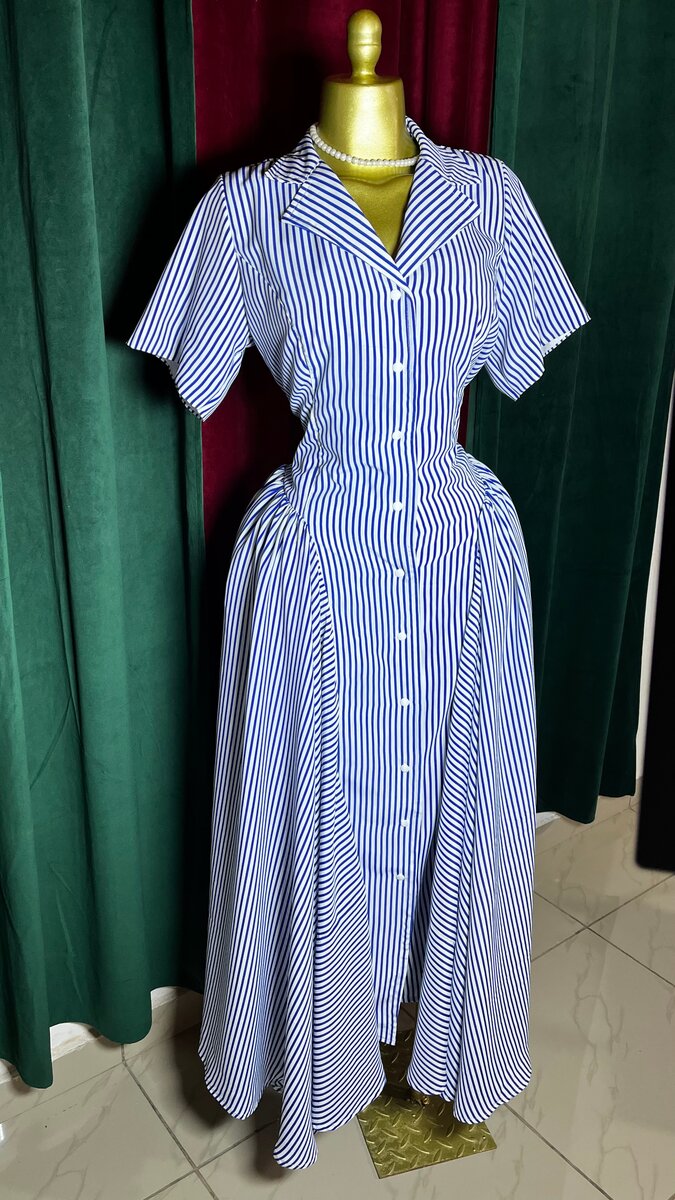 Robe élégante à rayures