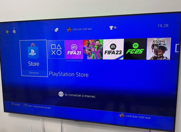 PS4 slim Édition limitée