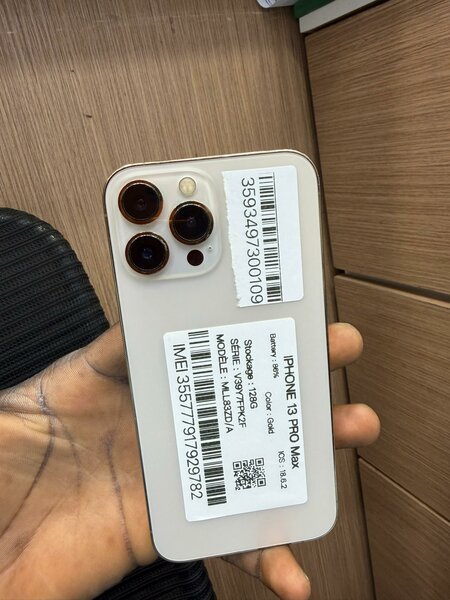 13pro max 128Go  message batte