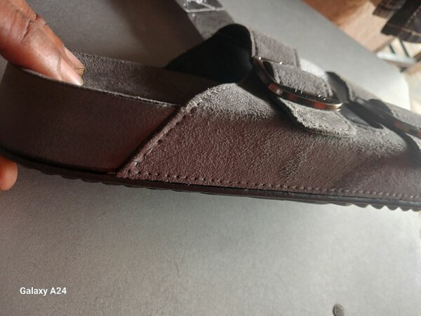 Sandales en daim confort