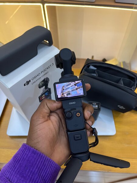 DJI Osmo Pocket 3 Combo