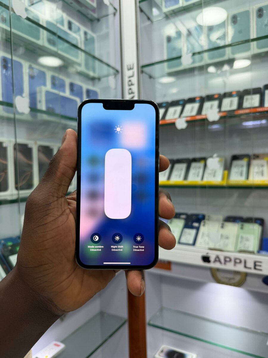 iPhone 13 Pro 128Gi très propr