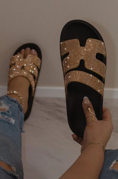Sandales dorées brillantes