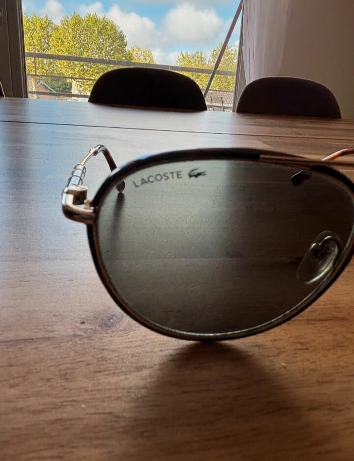 Lacoste lunette de soleil Djok