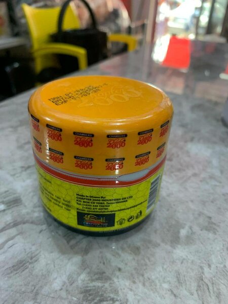 Pommade  Cheveux chambers 2000