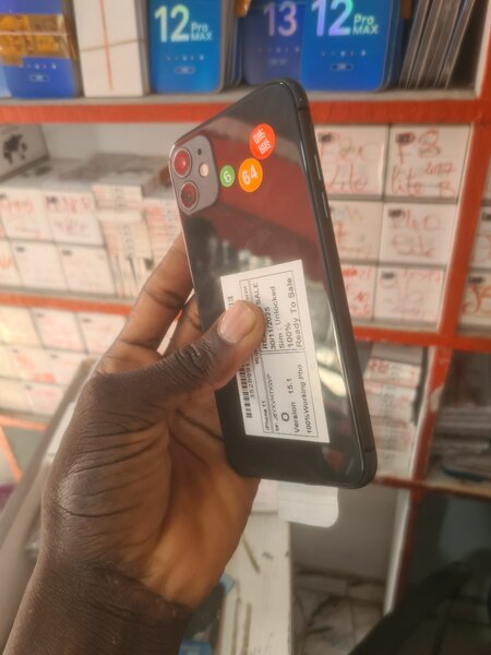 Iphone 11 64GB casi neuf