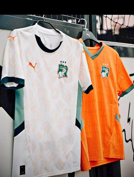 Maillots de Équipe Nationale