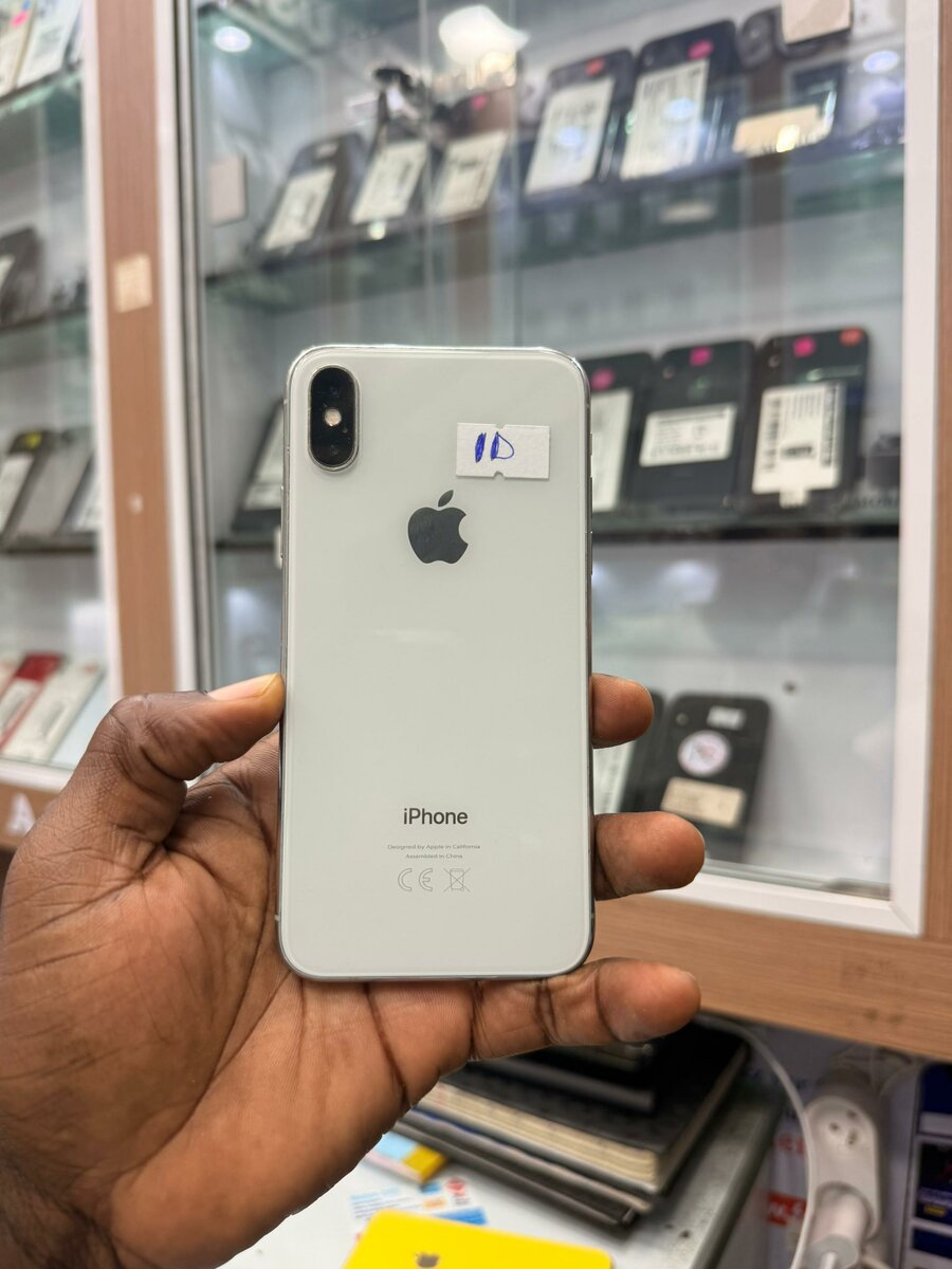 iPhone X 60Go sans ID